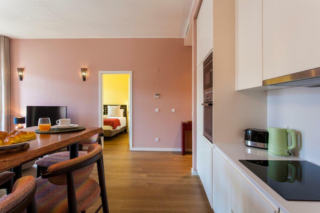 Joivy Sublime 2Br Apt On Restauradores Square Nearby Rossio Station Лісабон Екстер'єр фото