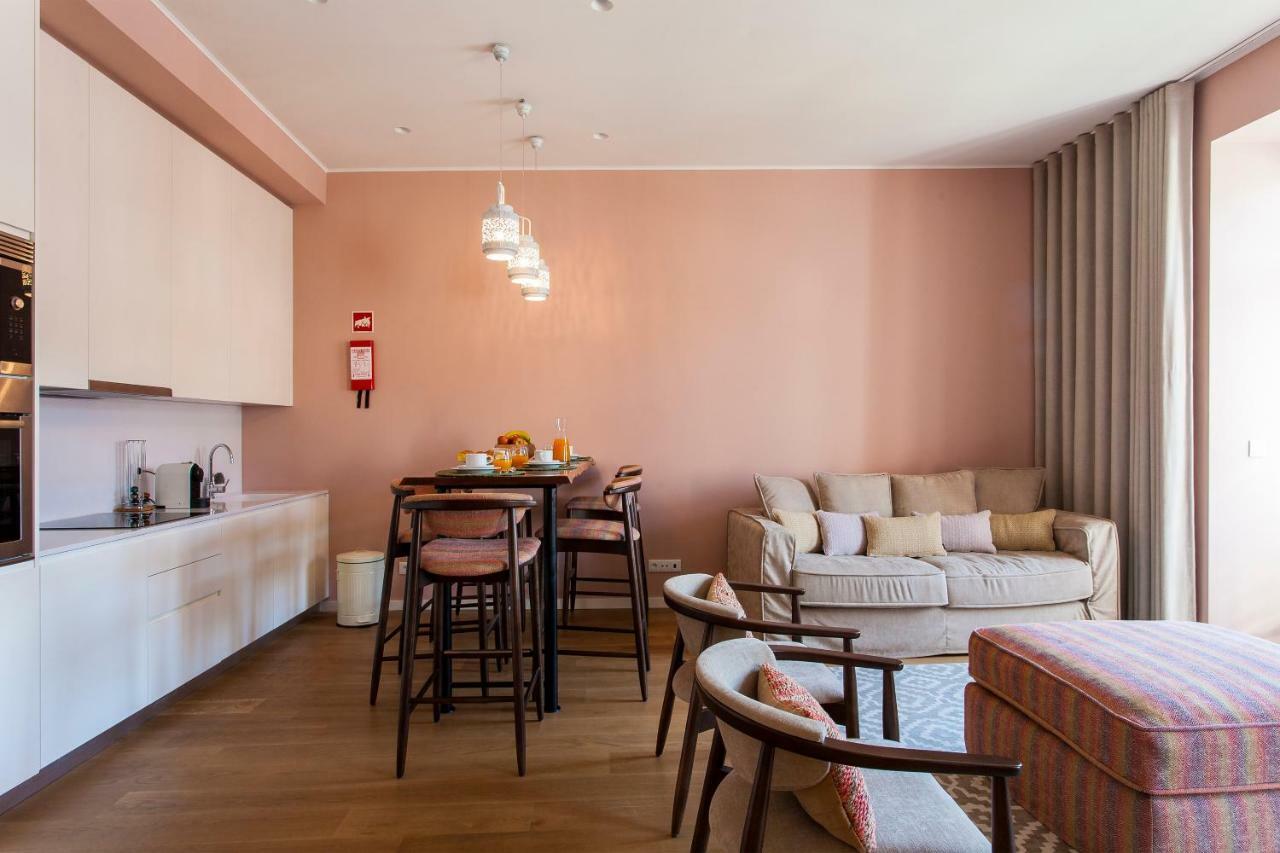 Joivy Sublime 2Br Apt On Restauradores Square Nearby Rossio Station Лісабон Екстер'єр фото