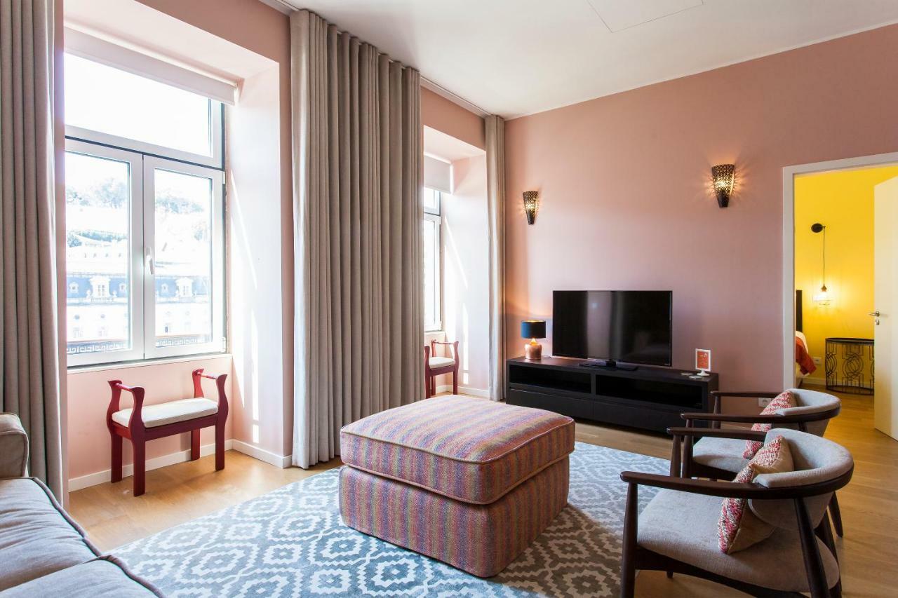 Joivy Sublime 2Br Apt On Restauradores Square Nearby Rossio Station Лісабон Екстер'єр фото